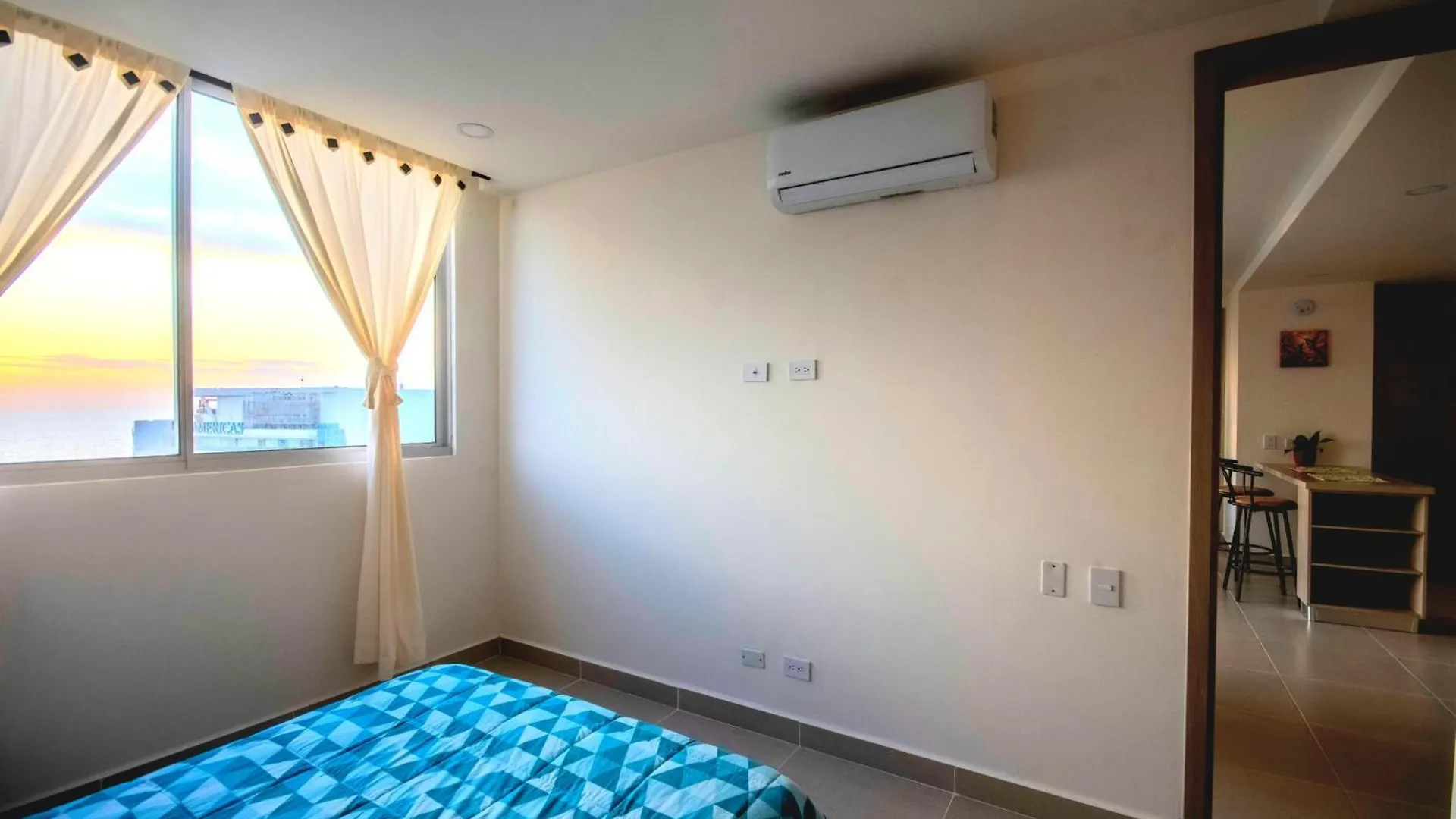 Exclusivo Apartamento En Cielo Mar-Playa Las Americas, Con Maravillosas Vistas Del Atardecer De Cartagena Colombia