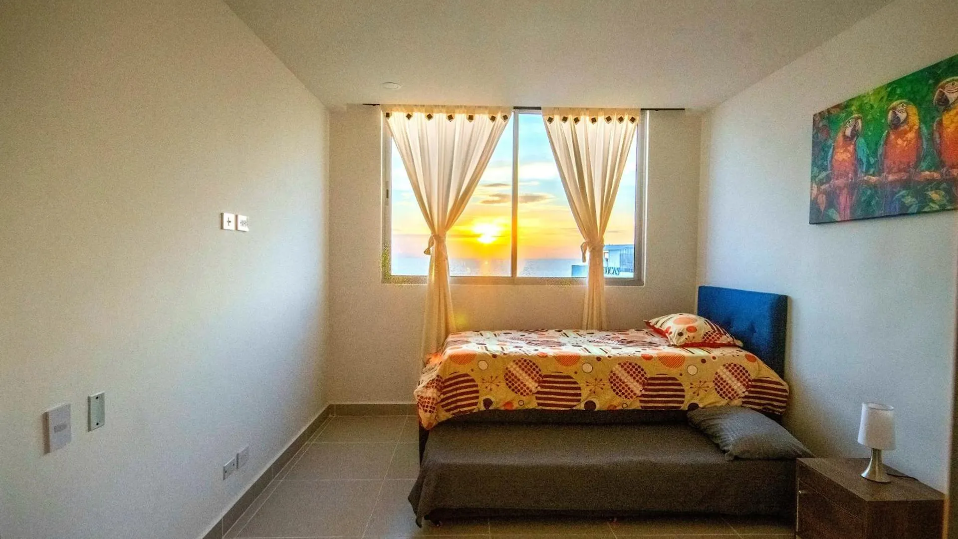 Exclusivo Apartamento En Cielo Mar-Playa Las Americas, Con Maravillosas Vistas Del Atardecer De Cartagena